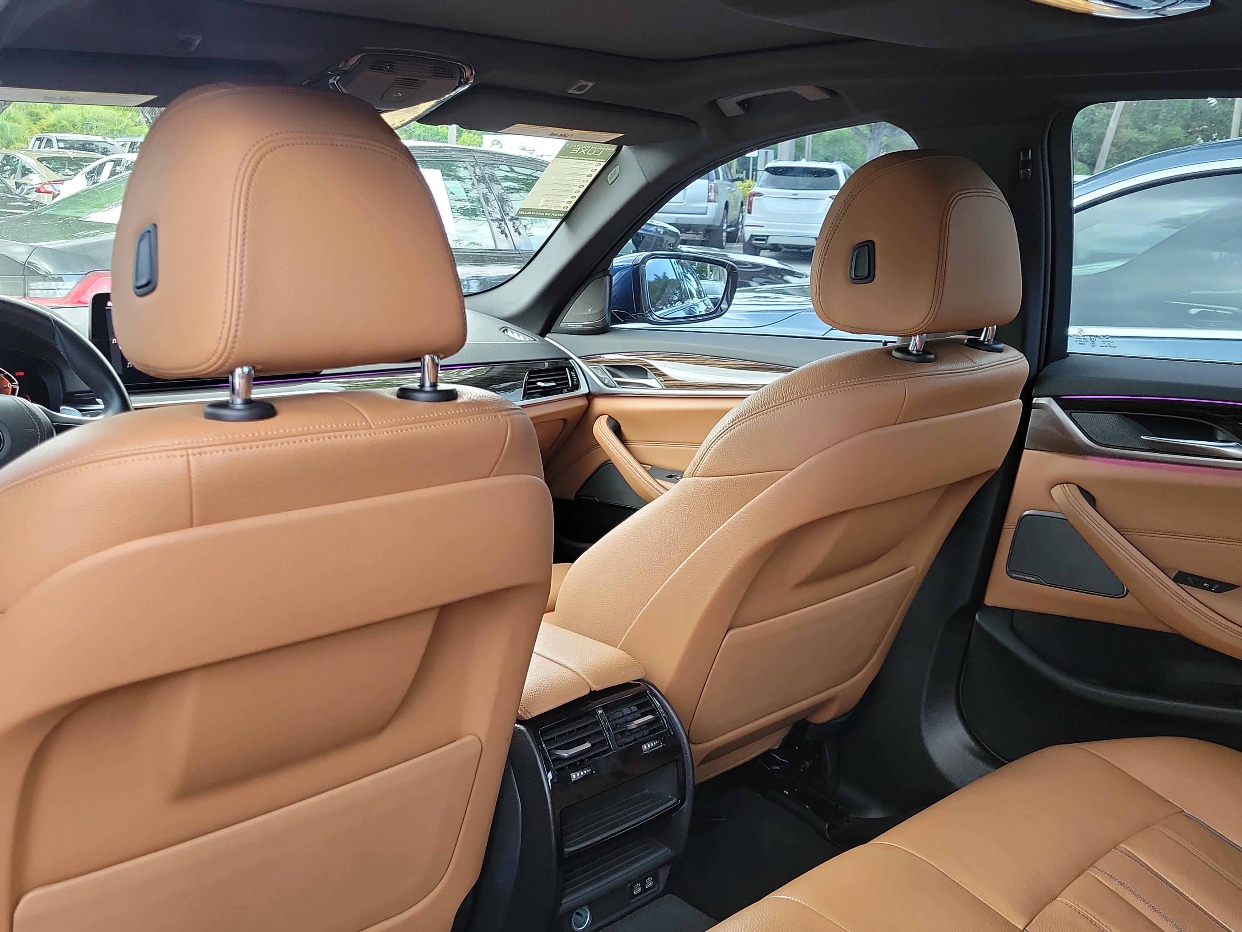 Used 2023 BMW 540i w/ Premium Package RWD image 8