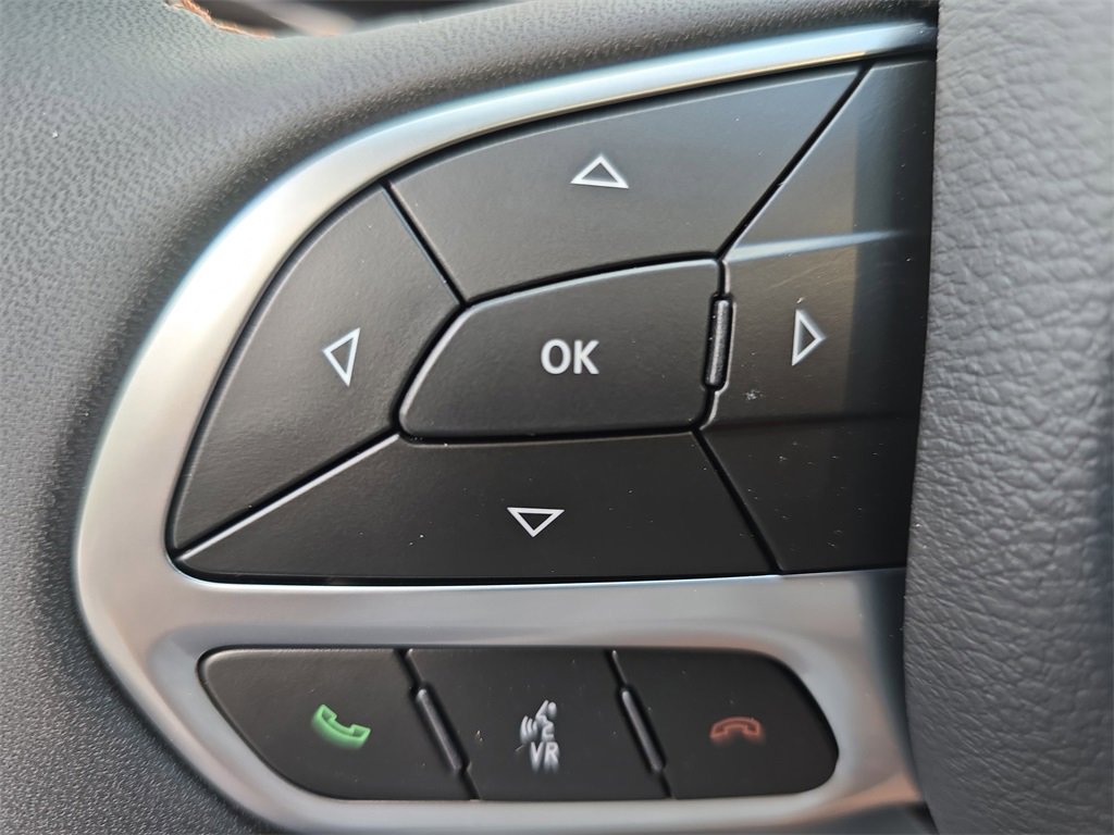 New 2026 Chrysler Pacifica Pinnacle w/ Trailer Tow Group image 18