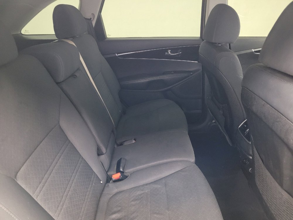 Used 2019 Kia Sorento FWD w/ LX Convenience Package image 19