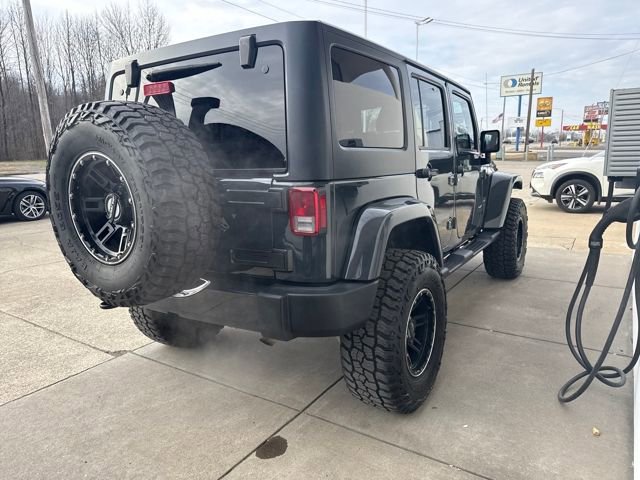 Used 2016 Jeep Wrangler Unlimited Sahara w/ Connectivity Group image 5