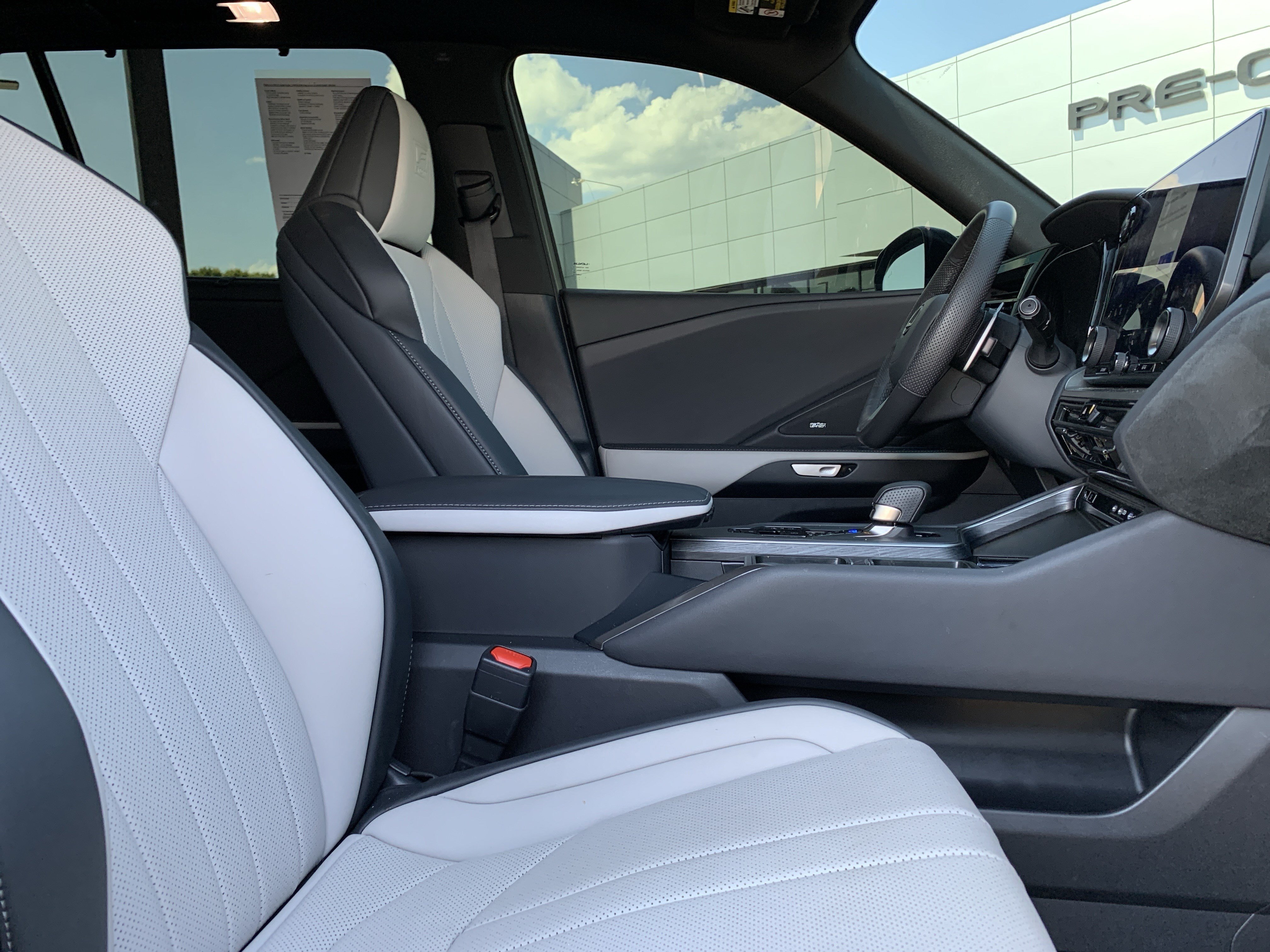 Used 2026 Lexus TX 350 AWD w/ Technology Package image 35