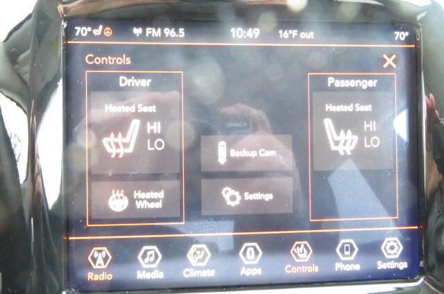 Used 2019 Jeep Cherokee Limited image 22