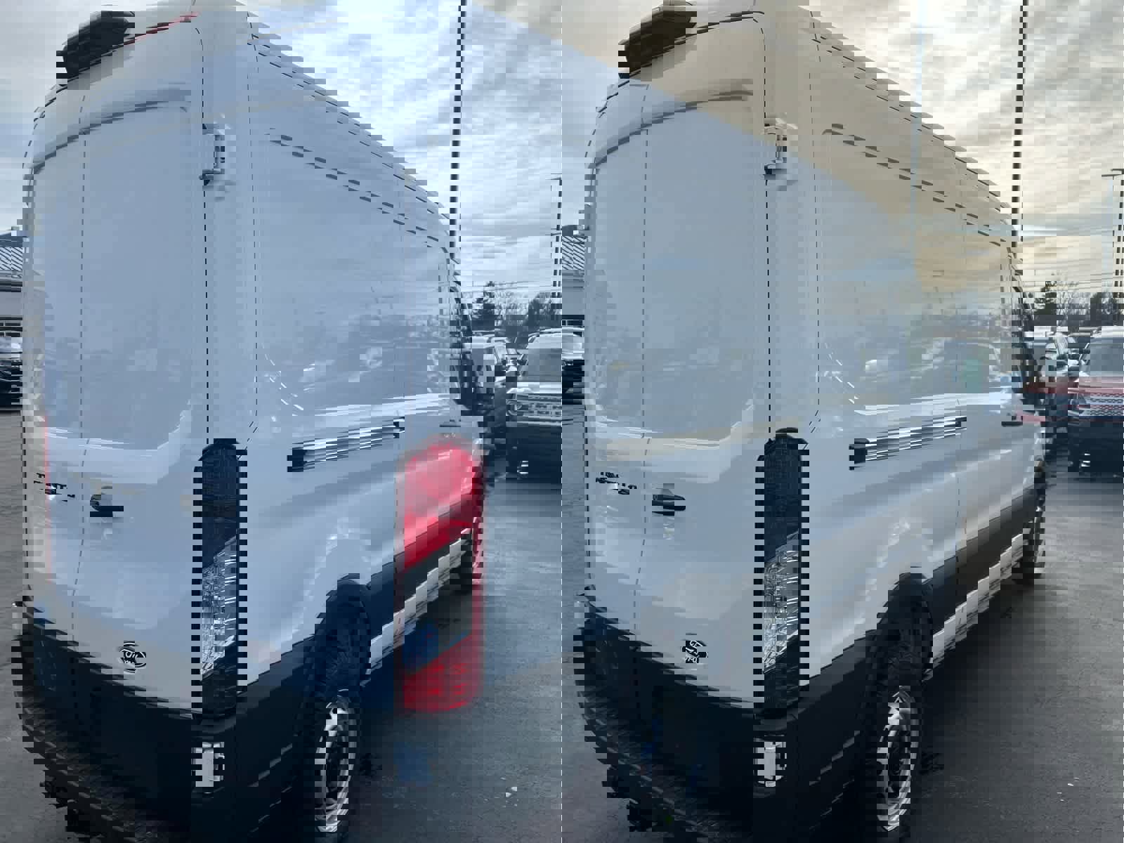 New 2026 Ford Transit 250 148 Medium Roof w/ Load Area Protection Package image 9