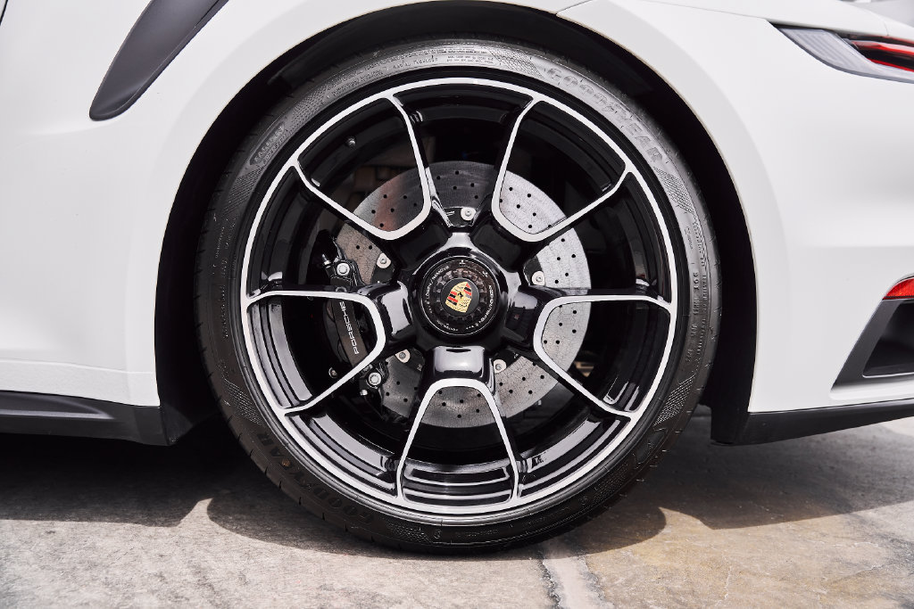 Used 2024 Porsche 911 Turbo S AWD/4WD image 28
