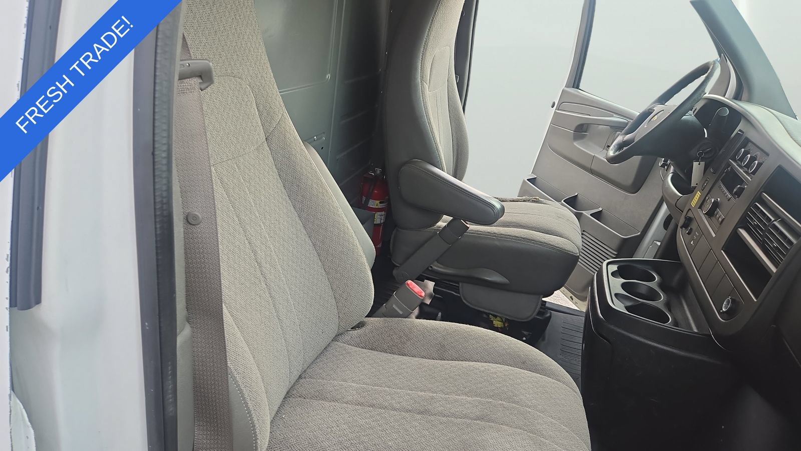 Used 2012 Chevrolet Express 2500 RWD image 18