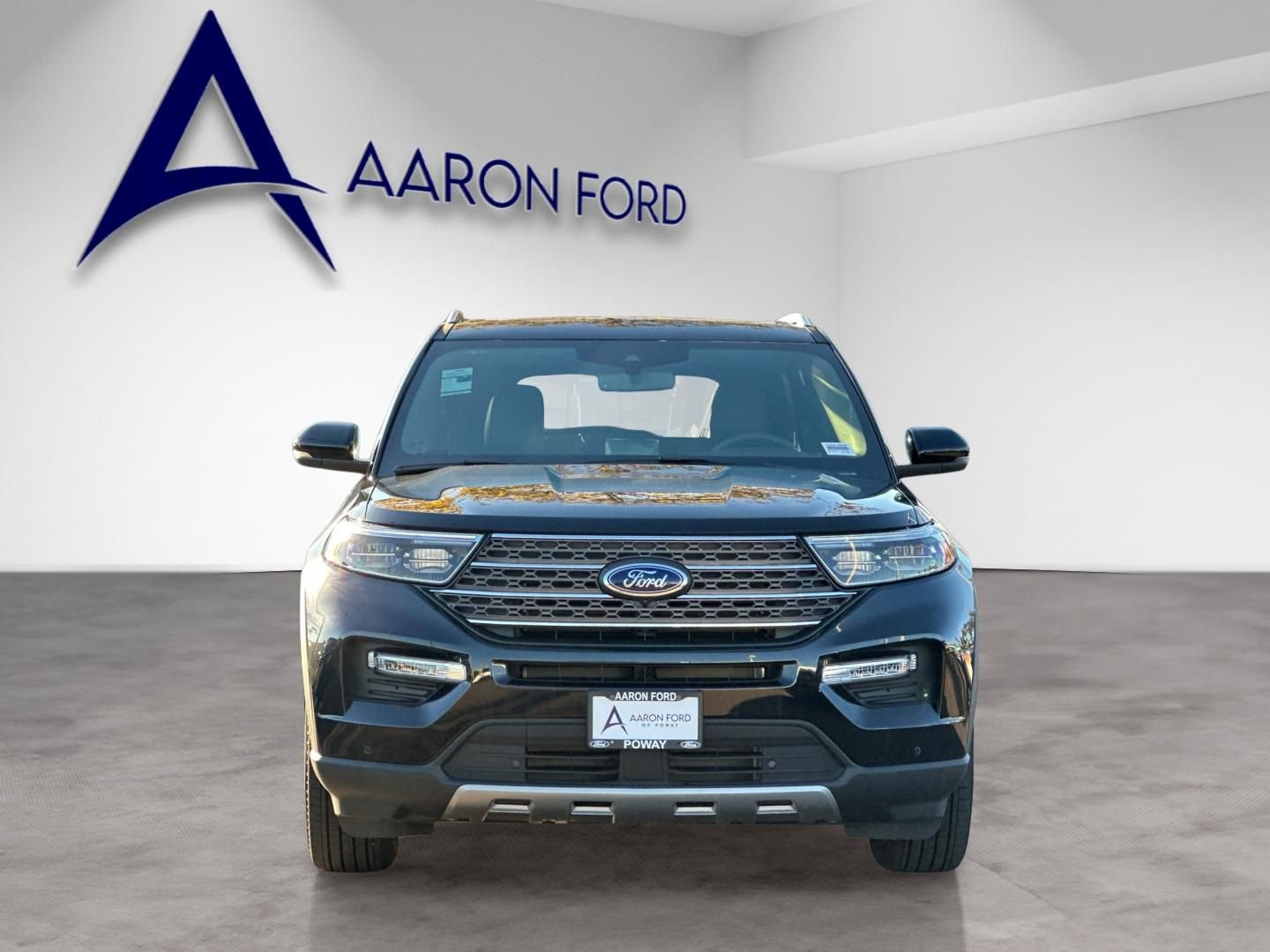 New 2024 Ford Explorer King Ranch w/ Technology Package RWD image 9