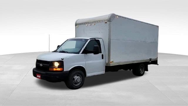 Used 2011 Chevrolet Express 3500 Extended image 4
