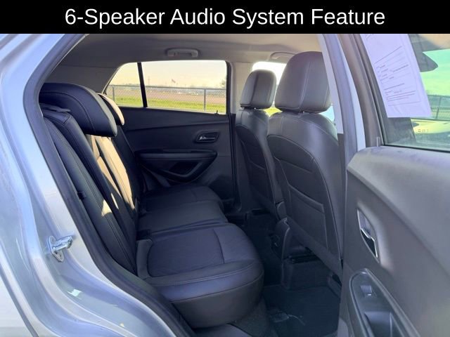 Used 2022 Chevrolet Trax LT w/ Sport Edition image 10