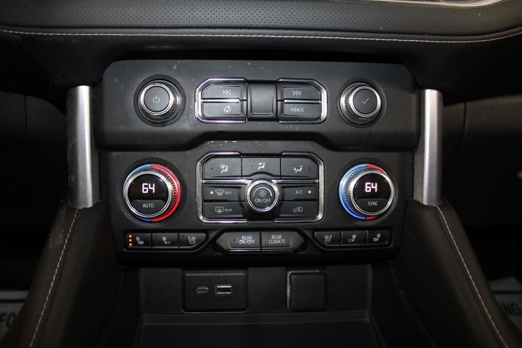 Used 2023 GMC Yukon XL SLT image 56