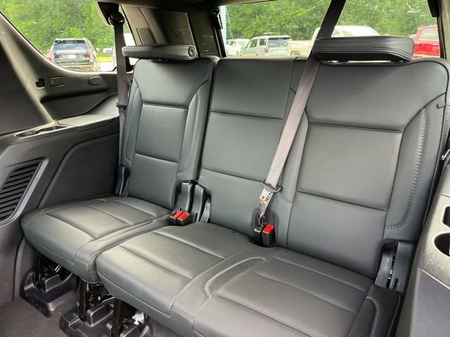 Used 2025 GMC Yukon Denali AWD/4WD image 39