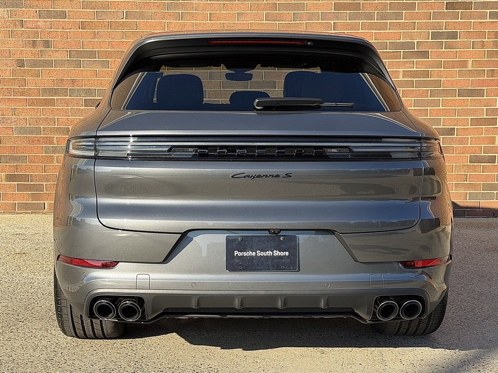 New 2026 Porsche Cayenne S image 6