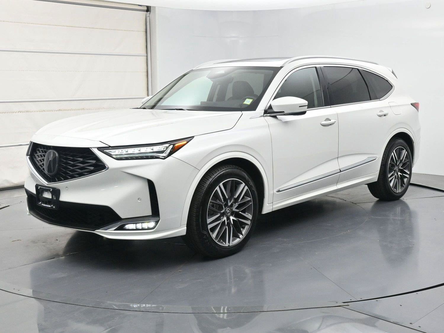Certified 2025 Acura MDX w/ Advance Package AWD/4WD image 2