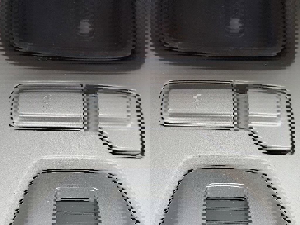 Used 2015 Chevrolet Camaro LT w/ 1LT Preferred Package image 23