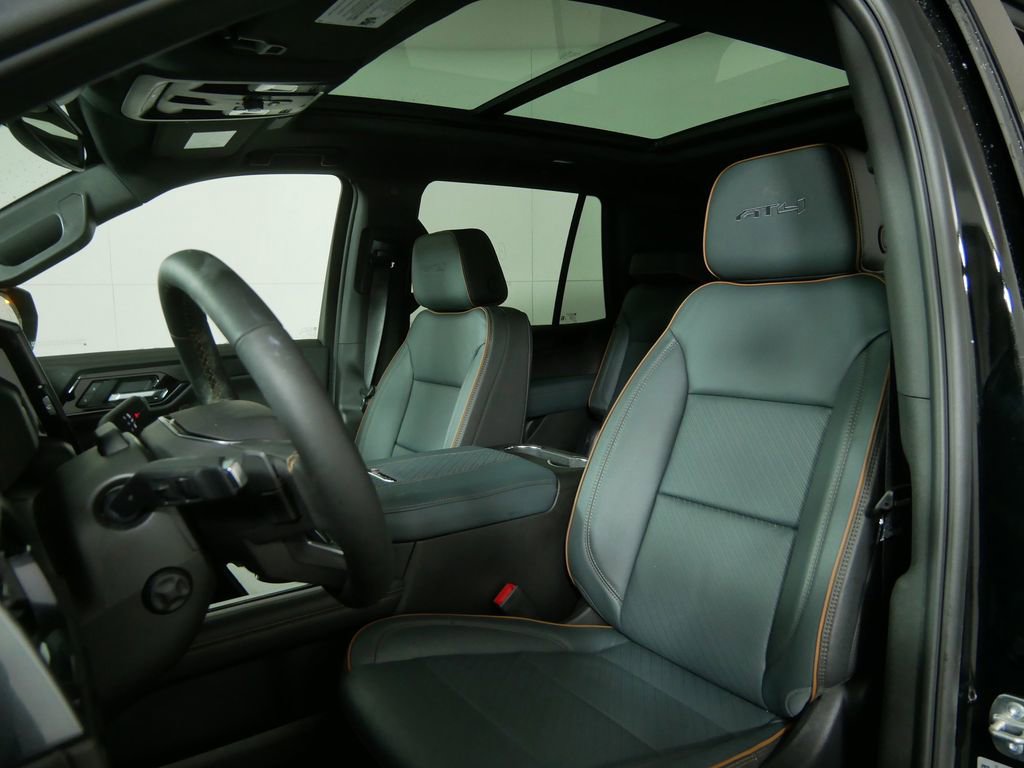 Used 2025 GMC Yukon AT4 image 11