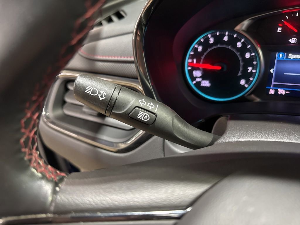 Used 2023 Chevrolet Equinox RS image 22