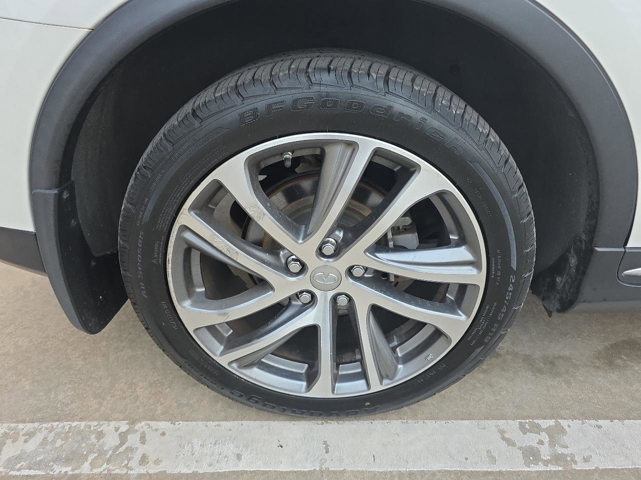 Used 2016 INFINITI QX50 AWD w/ Technology Package image 32