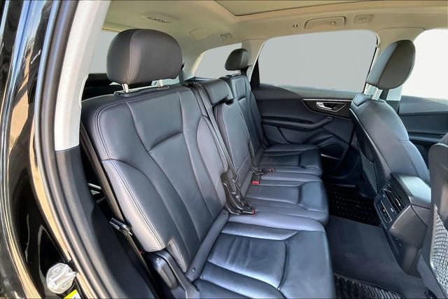 Used 2023 Audi Q7 3.0T Premium Plus w/ Premium Plus Package AWD/4WD image 29
