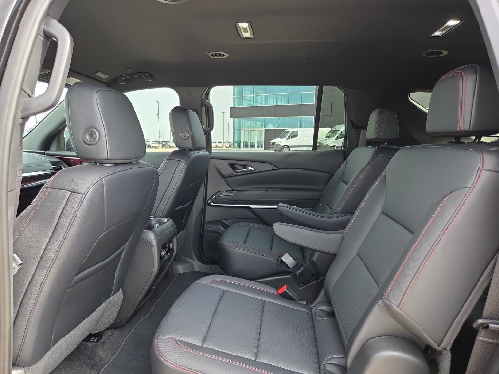 Used 2026 Chevrolet Traverse Z71 AWD/4WD image 13