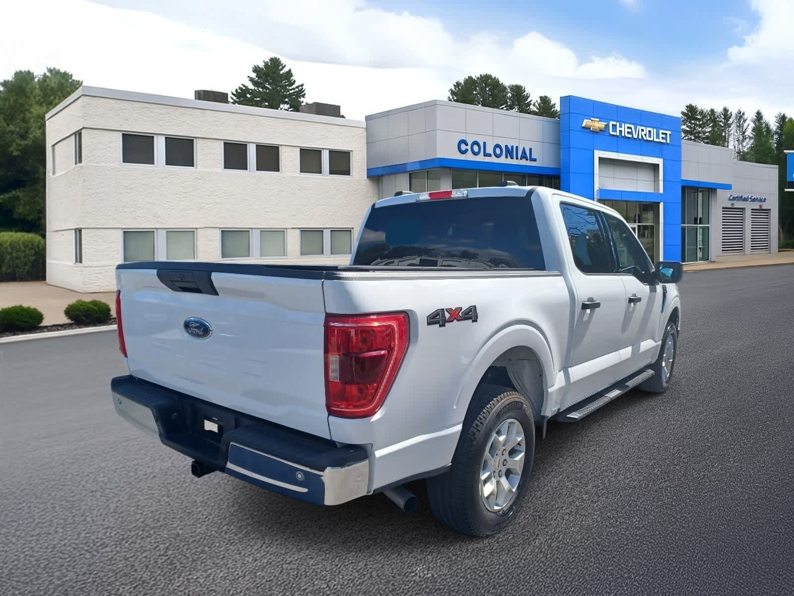 Used 2022 Ford F150 XLT w/ Equipment Group 301A Mid AWD/4WD image 4