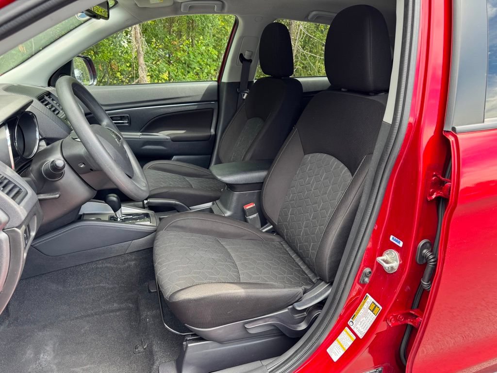 Used 2024 Mitsubishi Outlander Sport ES AWD/4WD image 10