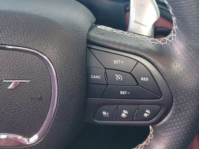 Used 2022 Dodge Durango SRT w/ Premium Interior Group AWD/4WD image 16