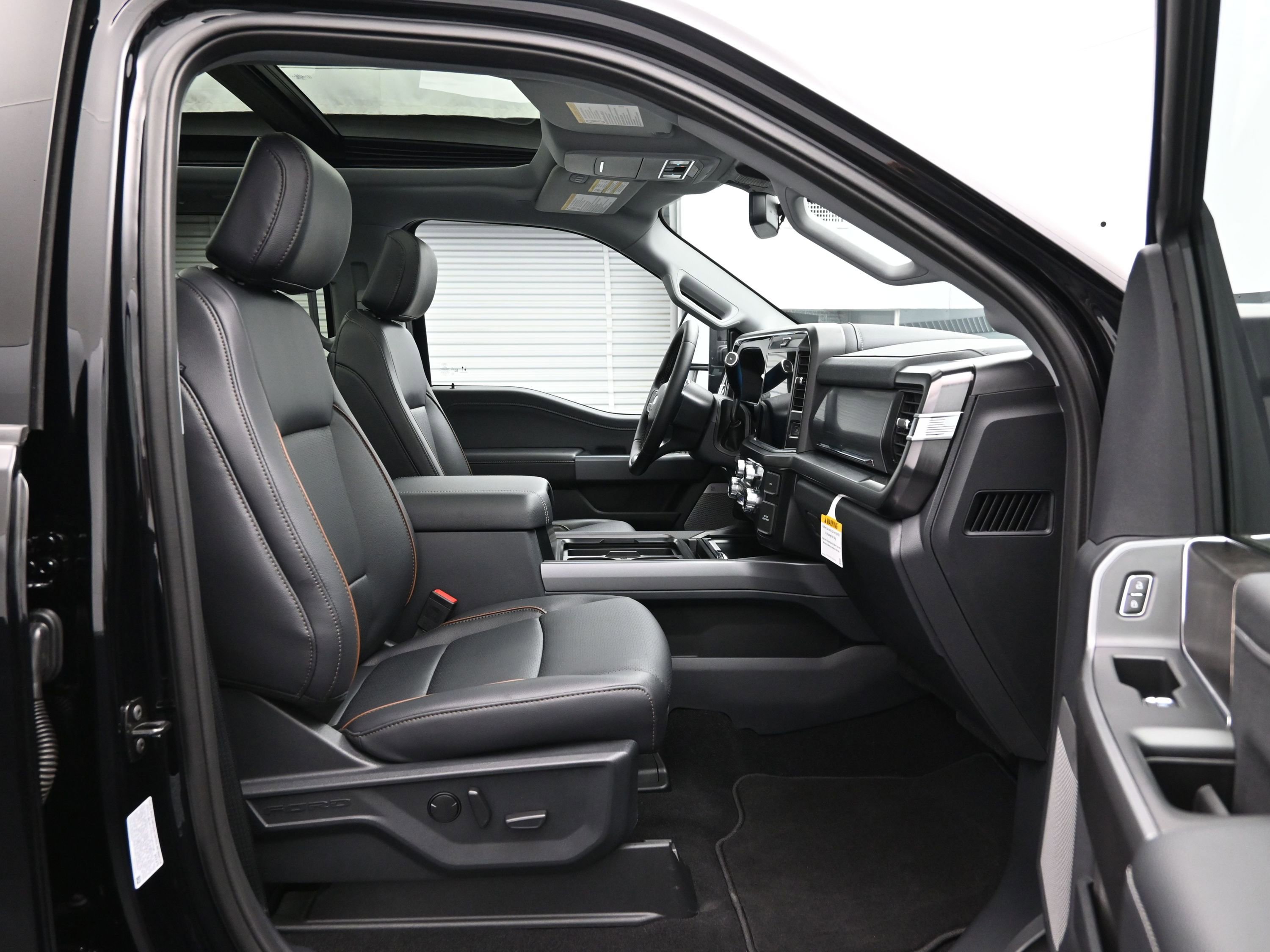 Used 2026 Ford F450 Lariat image 13