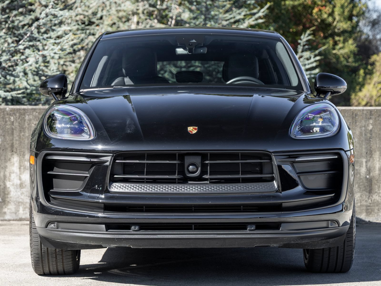 Certified 2023 Porsche Macan AWD/4WD image 8