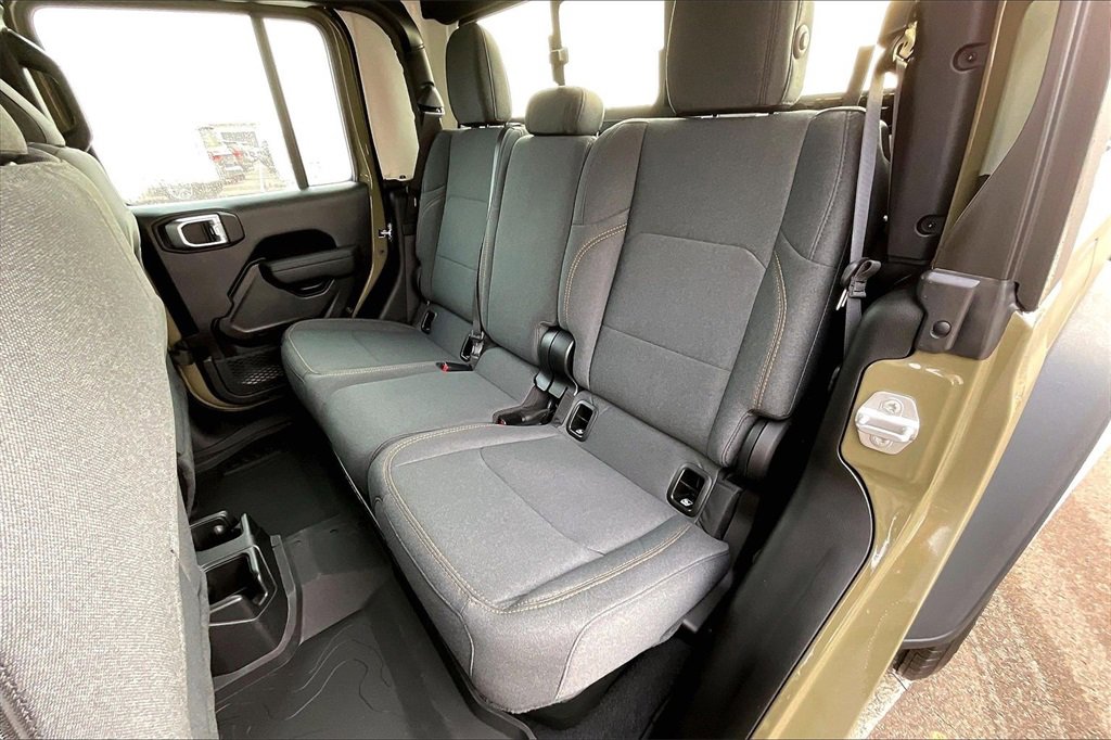 New 2026 Jeep Gladiator Sport image 10