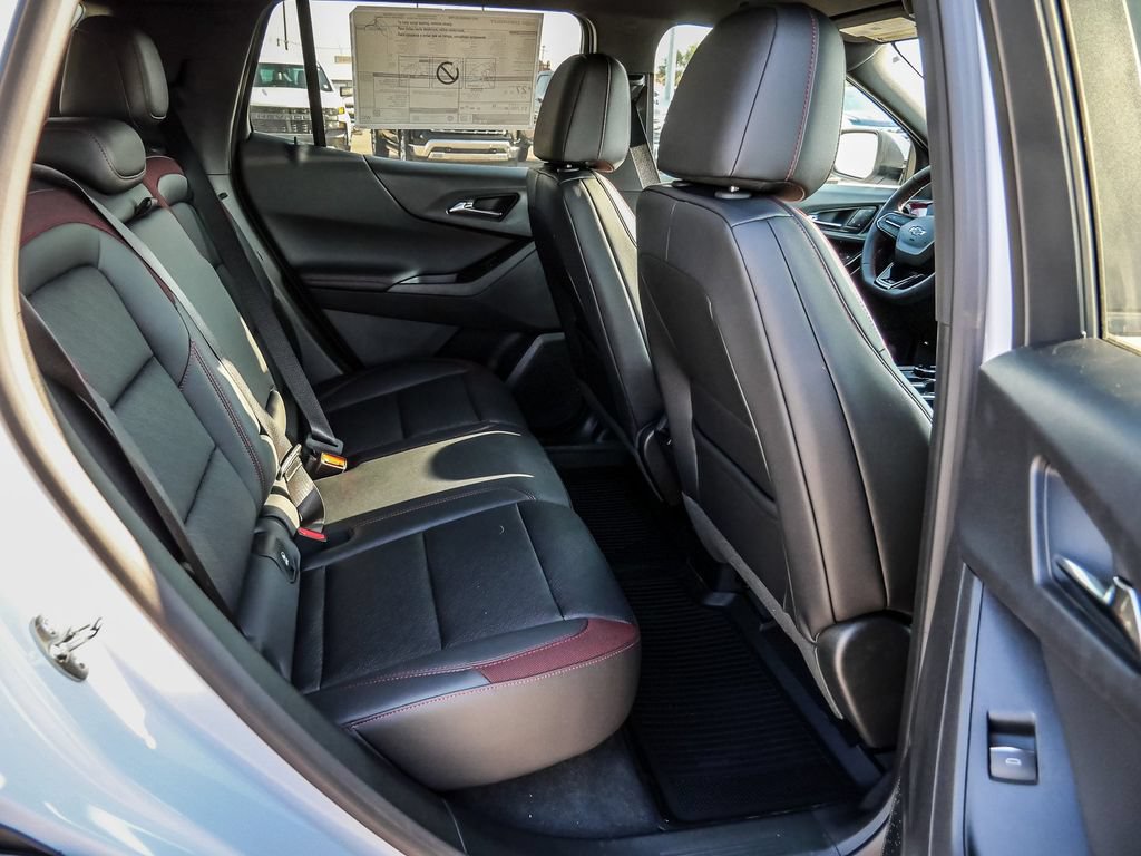 New 2027 Chevrolet Equinox RS w/ Safety and Technology Package FWD image 23