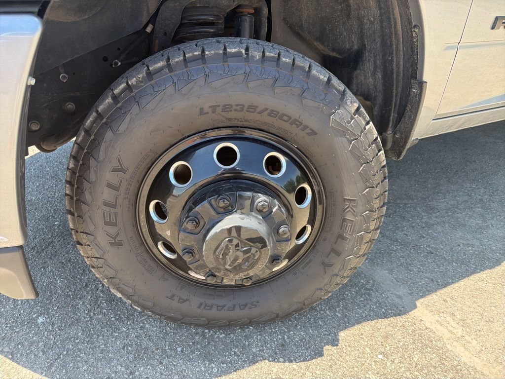 Used 2023 RAM 3500 Big Horn w/ Level 2 Equipment Group AWD/4WD image 8