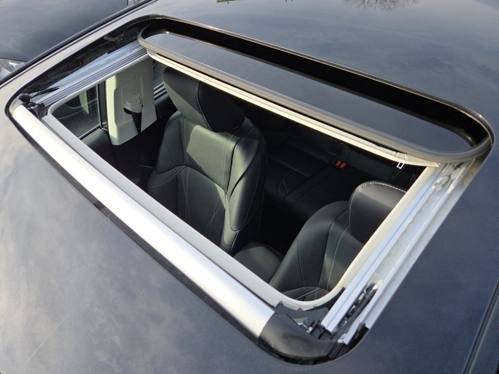 Certified 2024 Lexus ES 300h Ultra Luxury w/ Accessory Package (Z1) image 9