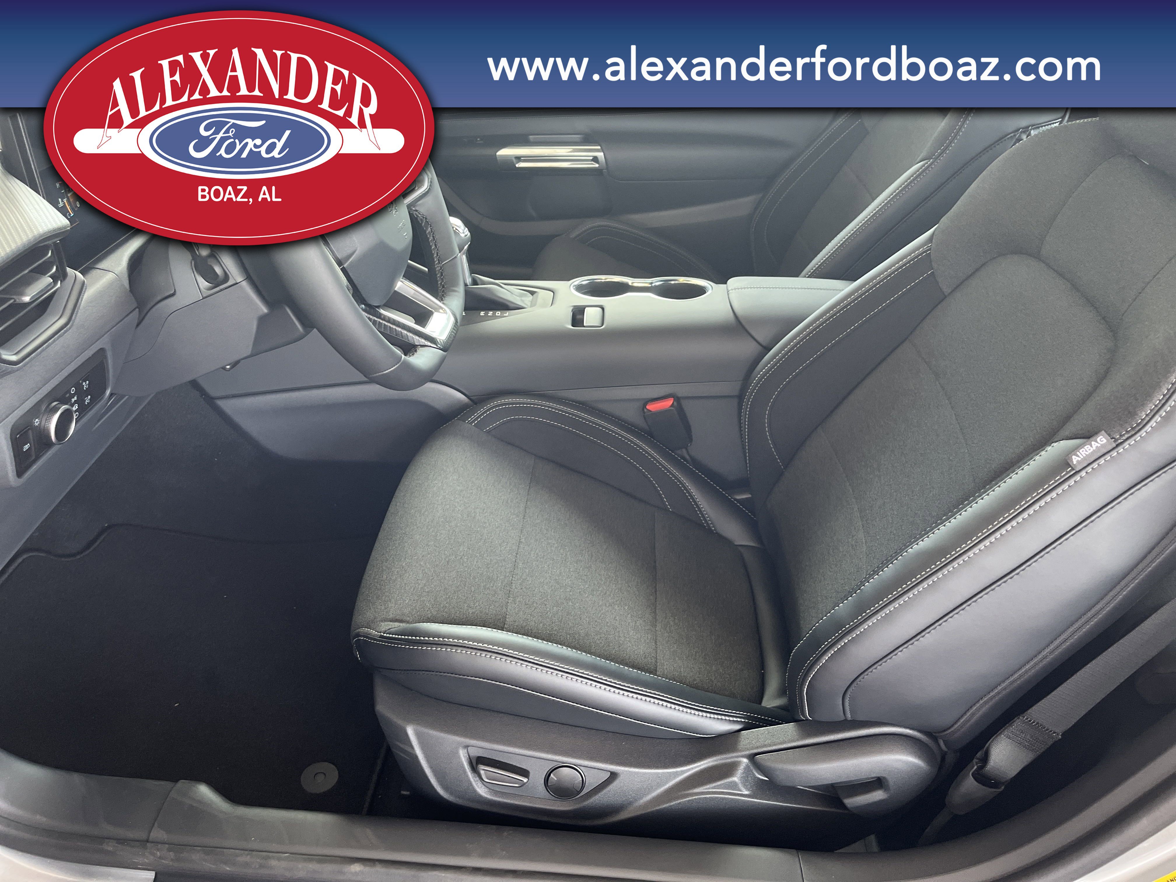 New 2025 Ford Mustang Coupe image 8