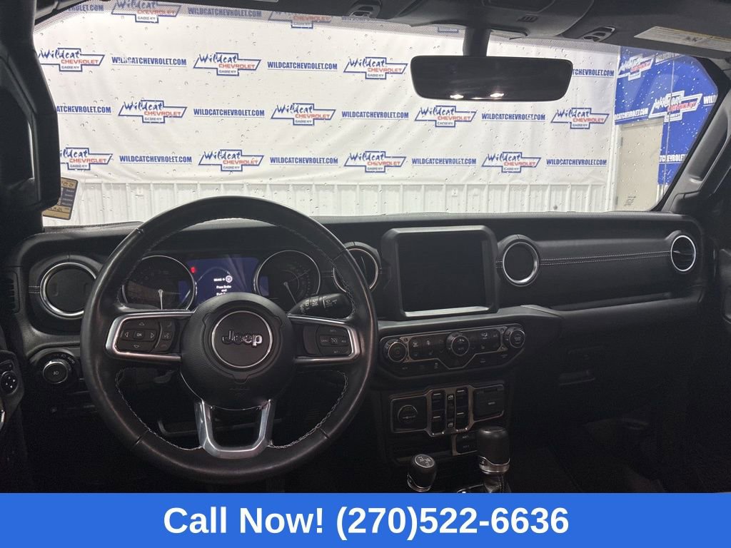 Used 2023 Jeep Wrangler Unlimited Sahara w/ Cold Weather Group AWD/4WD image 2