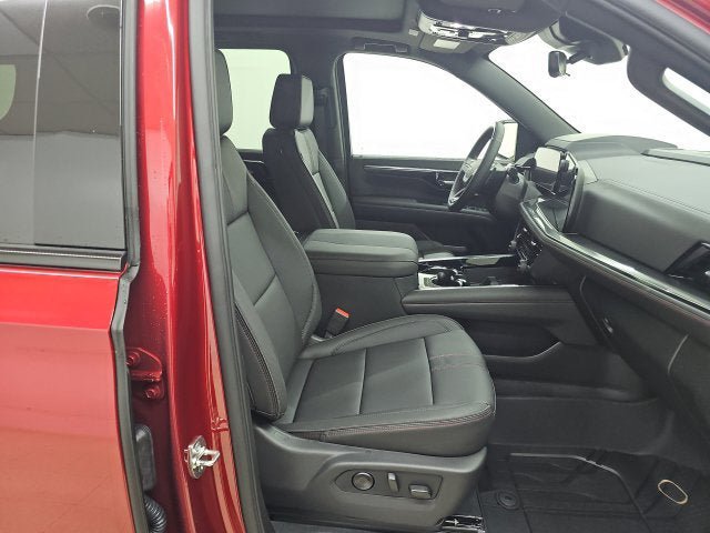 New 2027 Chevrolet Suburban RST w/ Advanced Technology Package AWD/4WD image 16