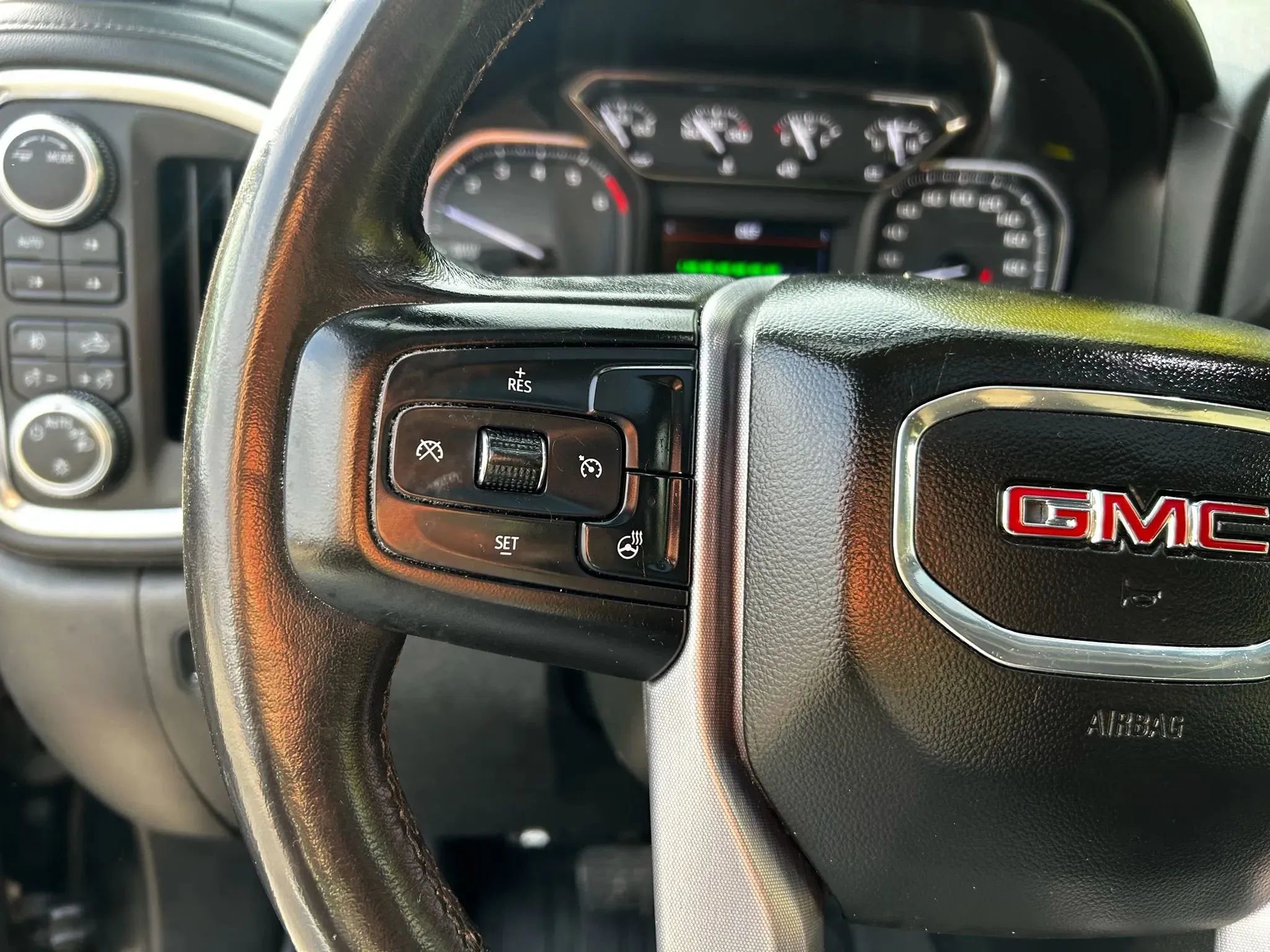 Used 2020 GMC Sierra 1500 Elevation w/ Elevation Value Package image 18