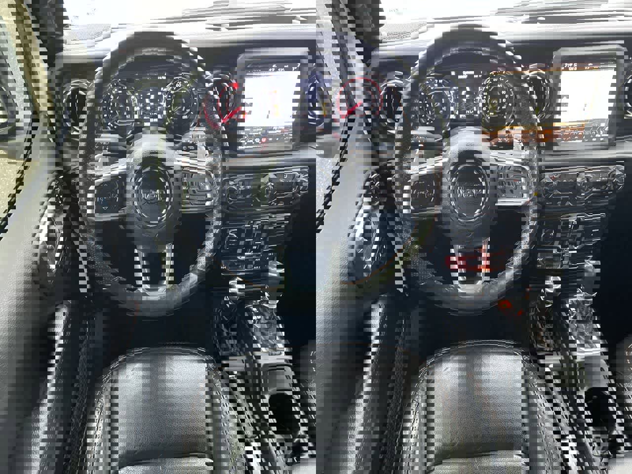 Used 2021 Jeep Wrangler Unlimited Rubicon w/ Trailer Tow Package image 11