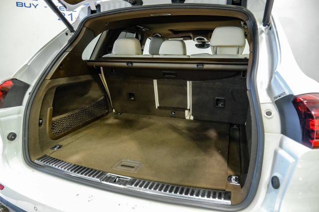 Used 2017 Porsche Cayenne AWD/4WD image 78