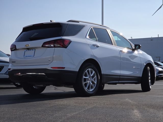 Used 2024 Chevrolet Equinox LT w/ LPO, Floor Liner Package FWD image 16