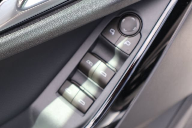 New 2026 Chevrolet Equinox LT w/ Safety and Technology Package AWD/4WD image 17