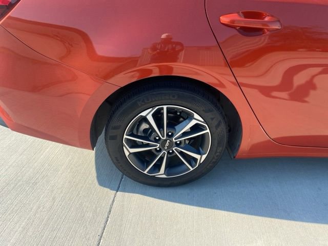 Used 2023 Kia Forte LXS image 12