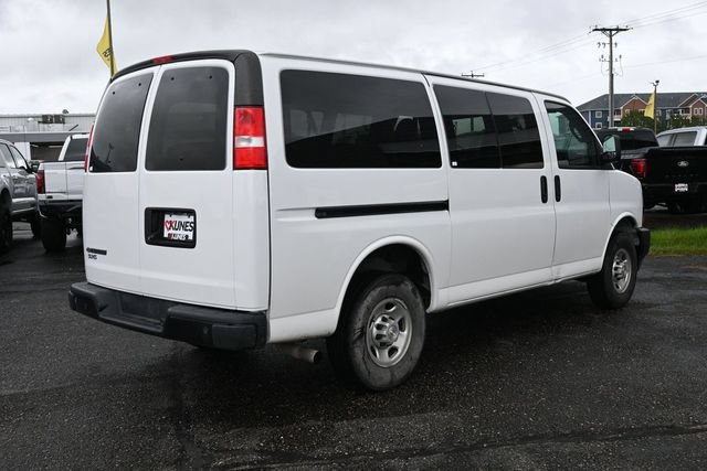 Used 2023 Chevrolet Express 3500 LS RWD image 5