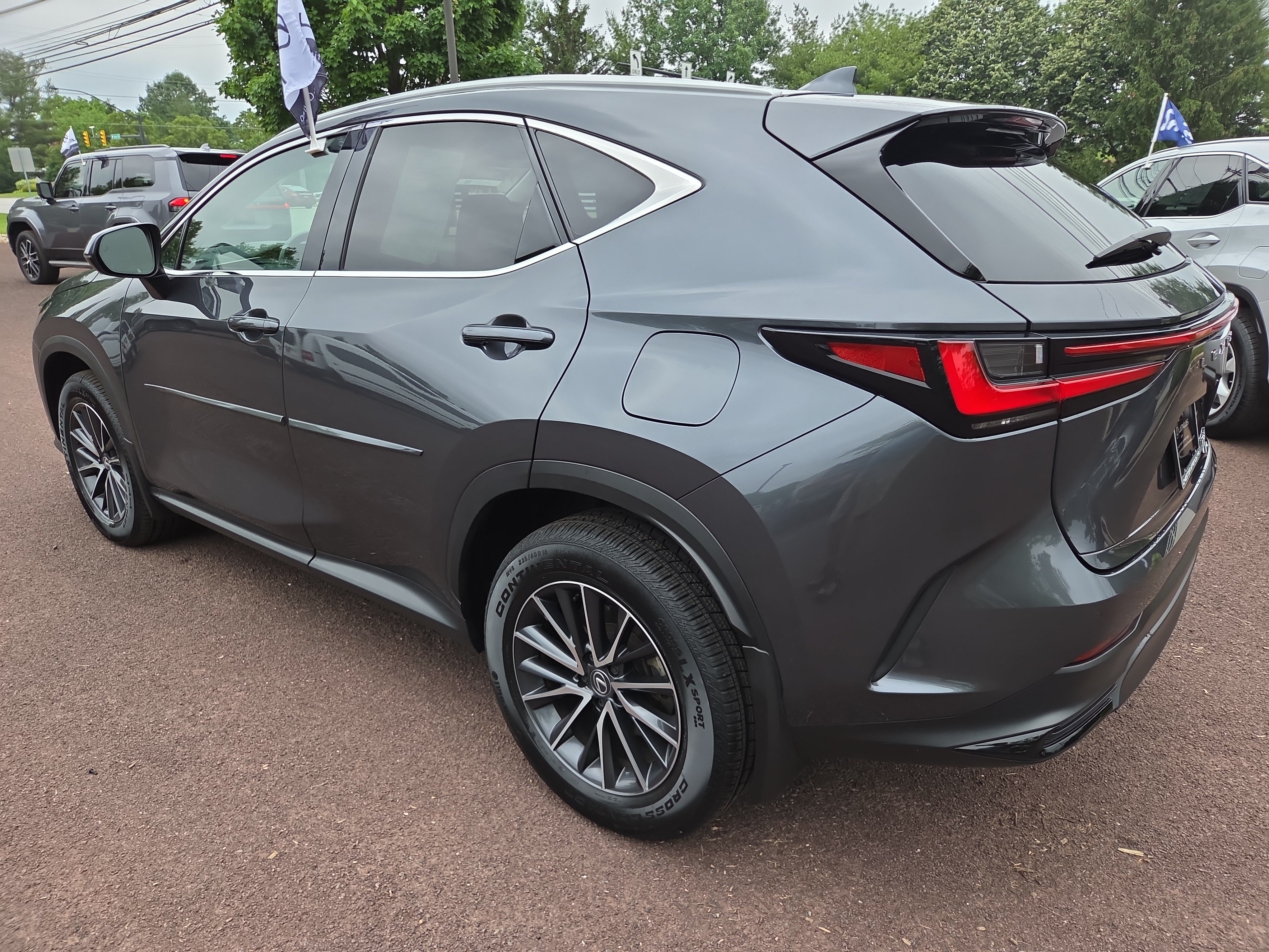 Certified 2025 Lexus NX 350h AWD w/ Accessory Package (2T) image 5