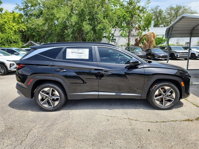 New 2025 Hyundai Tucson SEL image 2