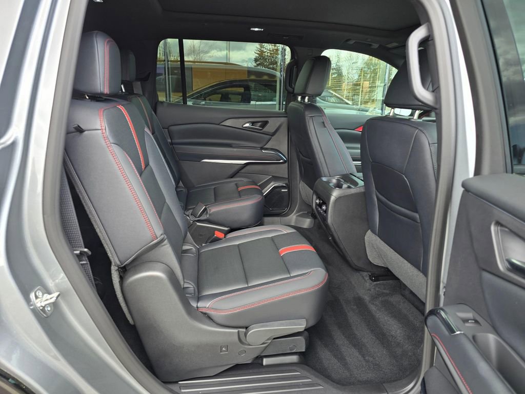 Used 2026 Chevrolet Traverse RS w/ LPO, Floor Liner Package image 12