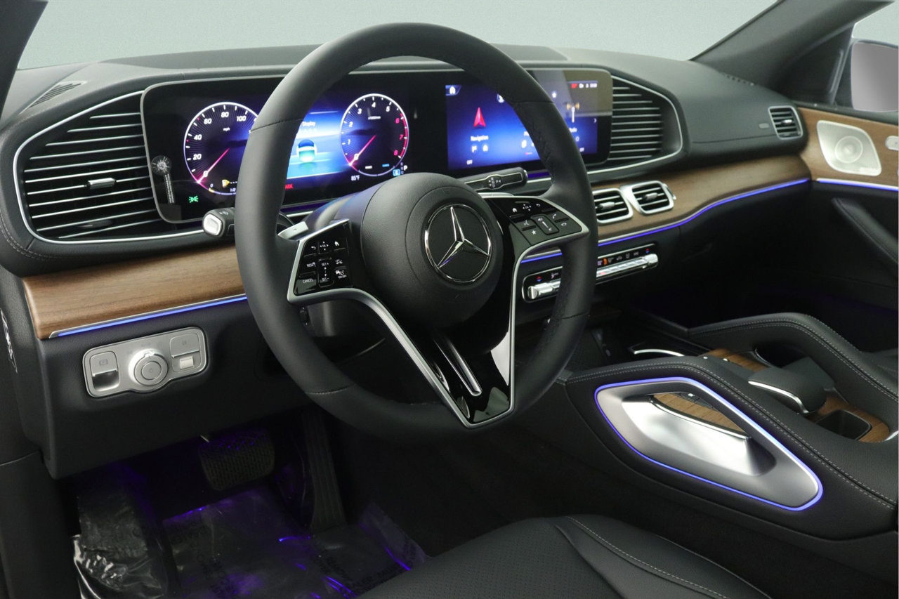 New 2026 Mercedes-Benz GLE 450 4MATIC Coupe image 4