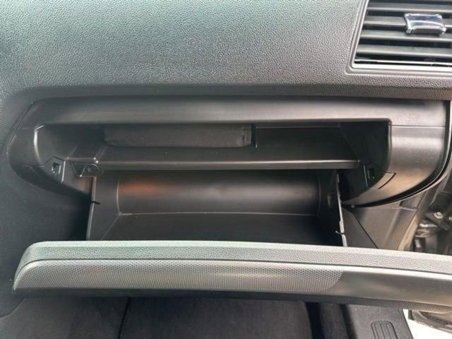 Used 2018 Ford Explorer XLT w/ Equipment Group 201A image 26