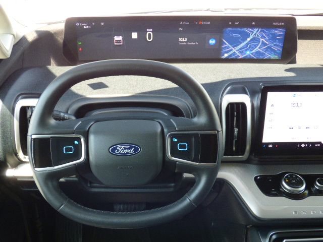 Used 2025 Ford Expedition Active RWD image 23