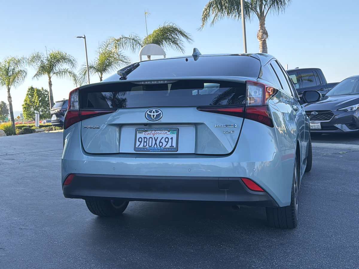 Used 2022 Toyota Prius XLE FWD image 10