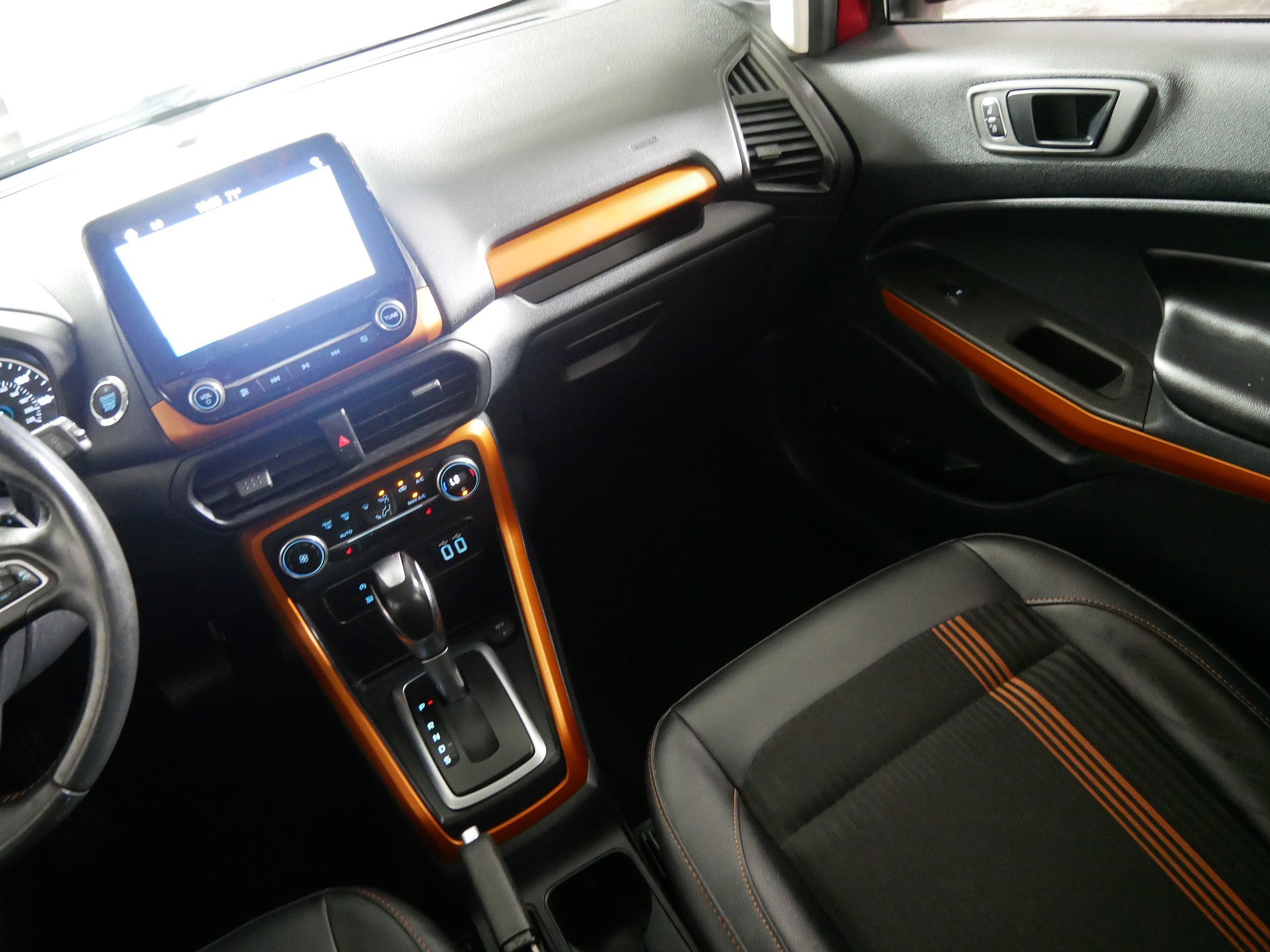 Used 2018 Ford EcoSport SES AWD/4WD image 11