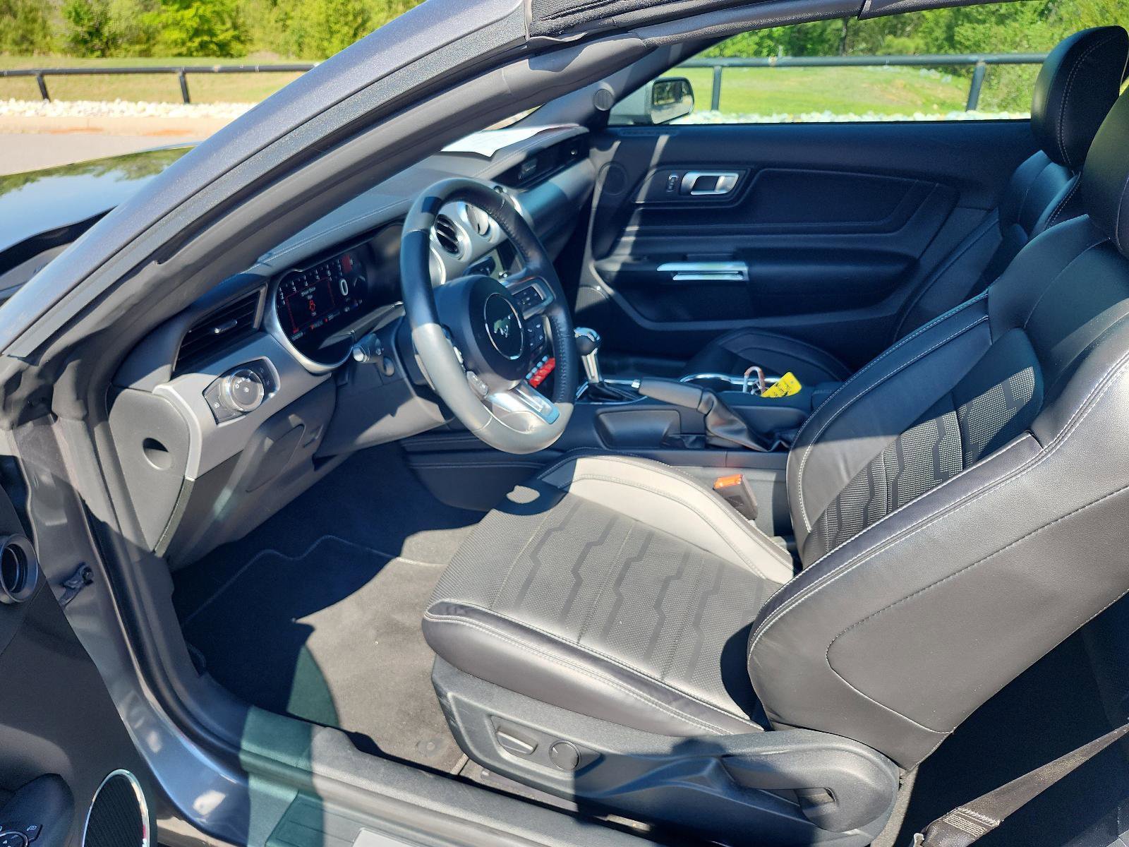 Used 2022 Ford Mustang GT Premium w/ Equipment Group 401A image 9